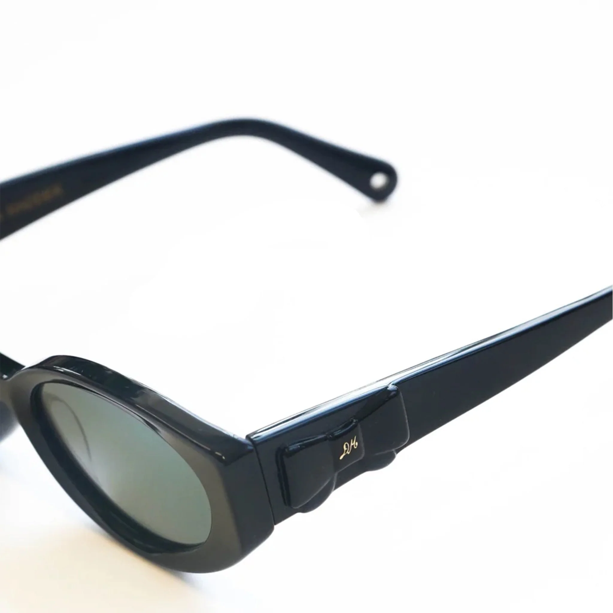 Damson Madder Catty Oval Sunglasses With Bow Detail Black - Image 2
