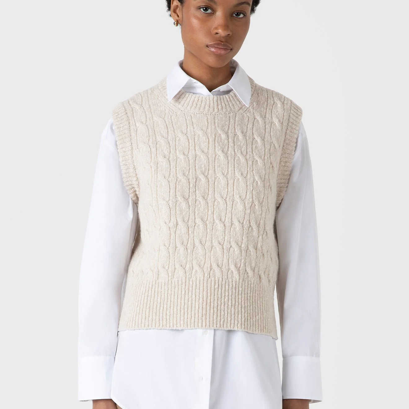 Sunspel Womens Cable Knit Vest Ecru - Image 2