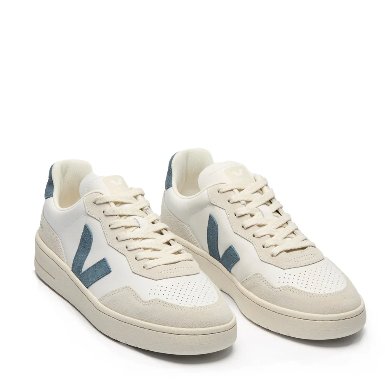 Veja V-90 Leather Extra-White California - Image 2